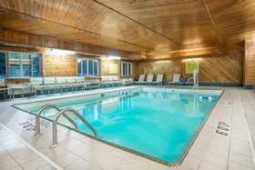 Super 8 by Wyndham Bloomington