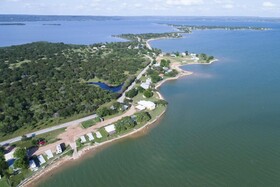 Oasis Lake Buchanan