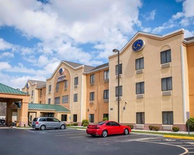 Comfort Suites Brownsburg