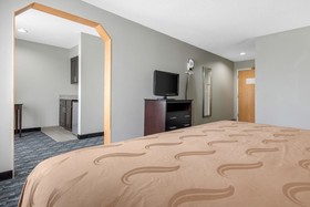 Quality Inn & Suites Brownsburg - Indianapolis West