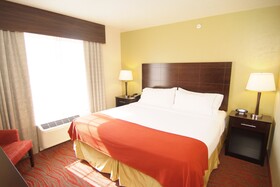 Holiday Inn Express Hotel & Suites Indianapolis North - Carmel