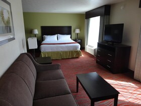Holiday Inn Express Hotel & Suites Indianapolis North - Carmel