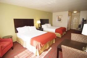 Holiday Inn Express Hotel & Suites Indianapolis North - Carmel