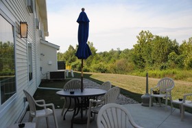 Cobblestone Hotel & Suites - Charlestown