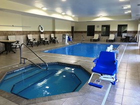 Comfort Inn & Suites Porter Near Indiana Dunes