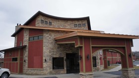 WaterBird Lakeside Inn