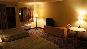 WaterBird Lakeside Inn