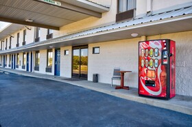 Motel 6 Jeffersonville