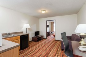 Super 8 by Wyndham Cloverdale