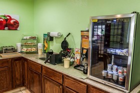 Quality Inn Columbia City