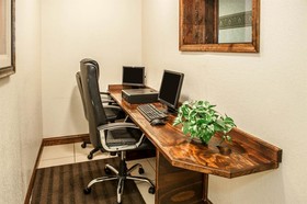 Quality Inn Columbia City