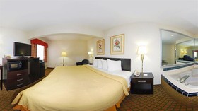 Quality Inn Columbia City
