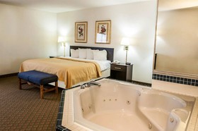 Quality Inn Columbia City