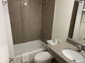 Days Inn by Wyndham Columbus IN