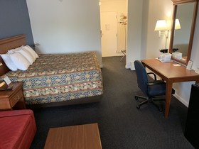 Days Inn by Wyndham Columbus IN