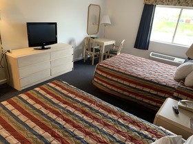 Days Inn by Wyndham Columbus IN