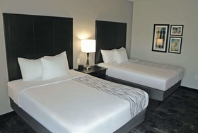 La Quinta Inn & Suites by Wyndham Columbus - Edinburgh
