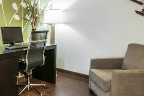 Sleep Inn & Suites Lakeside