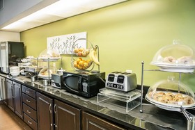 Sleep Inn & Suites Lakeside