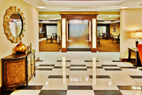 Holiday Inn Express Hotel & Suites Crawfordsville