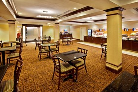 Holiday Inn Express Hotel & Suites Crawfordsville