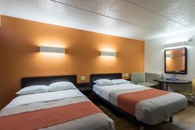 Motel 6 Crawfordsville