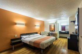 Motel 6 Crawfordsville