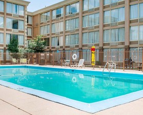 Rodeway Inn Conference Center