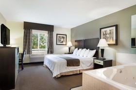 Baymont by Wyndham Dale