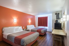 Motel 6 Dale