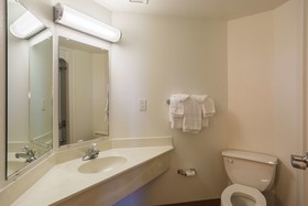 Motel 6 Dale