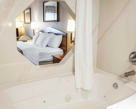 Comfort Inn Near Indiana Premium Outlets
