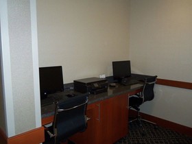 Holiday Inn Express & Suites Columbus Edinburgh
