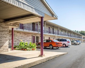 Econo Lodge Elkhart