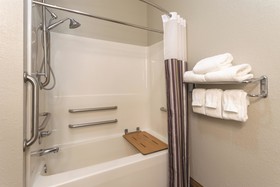 La Quinta Inn & Suites by Wyndham Elkhart