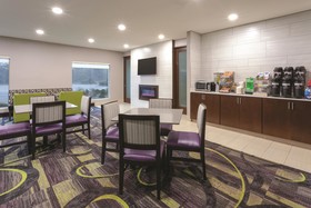 La Quinta Inn & Suites by Wyndham Elkhart