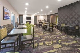 La Quinta Inn & Suites by Wyndham Elkhart