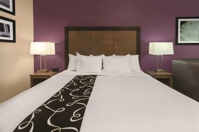 La Quinta Inn & Suites by Wyndham Elkhart