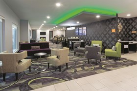 La Quinta Inn & Suites by Wyndham Elkhart