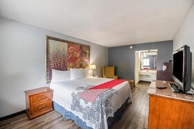 Hotel O Daylight Inn Elkhart I-90, IN