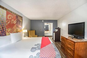 Hotel O Daylight Inn Elkhart I-90, IN