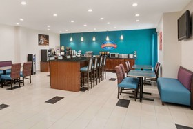 The Spark By Hilton Evansville East