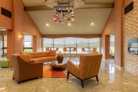 Comfort Inn & Suites Evansville Airport