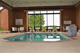 Comfort Inn & Suites Evansville Airport