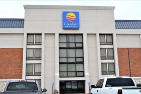 Comfort Inn & Suites Evansville Airport