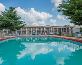 Econo Lodge Evansville