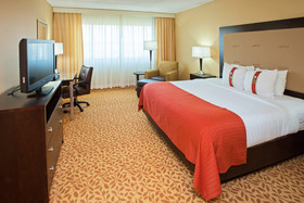 Holiday Inn Evansville Airport