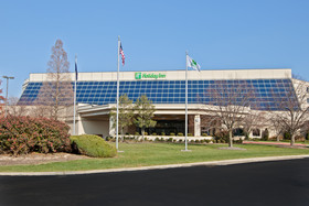 Holiday Inn Evansville Airport