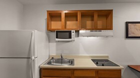 Woodspring Suites Evansville