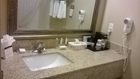 Best Western Plus Fort Wayne Inn & Suites North